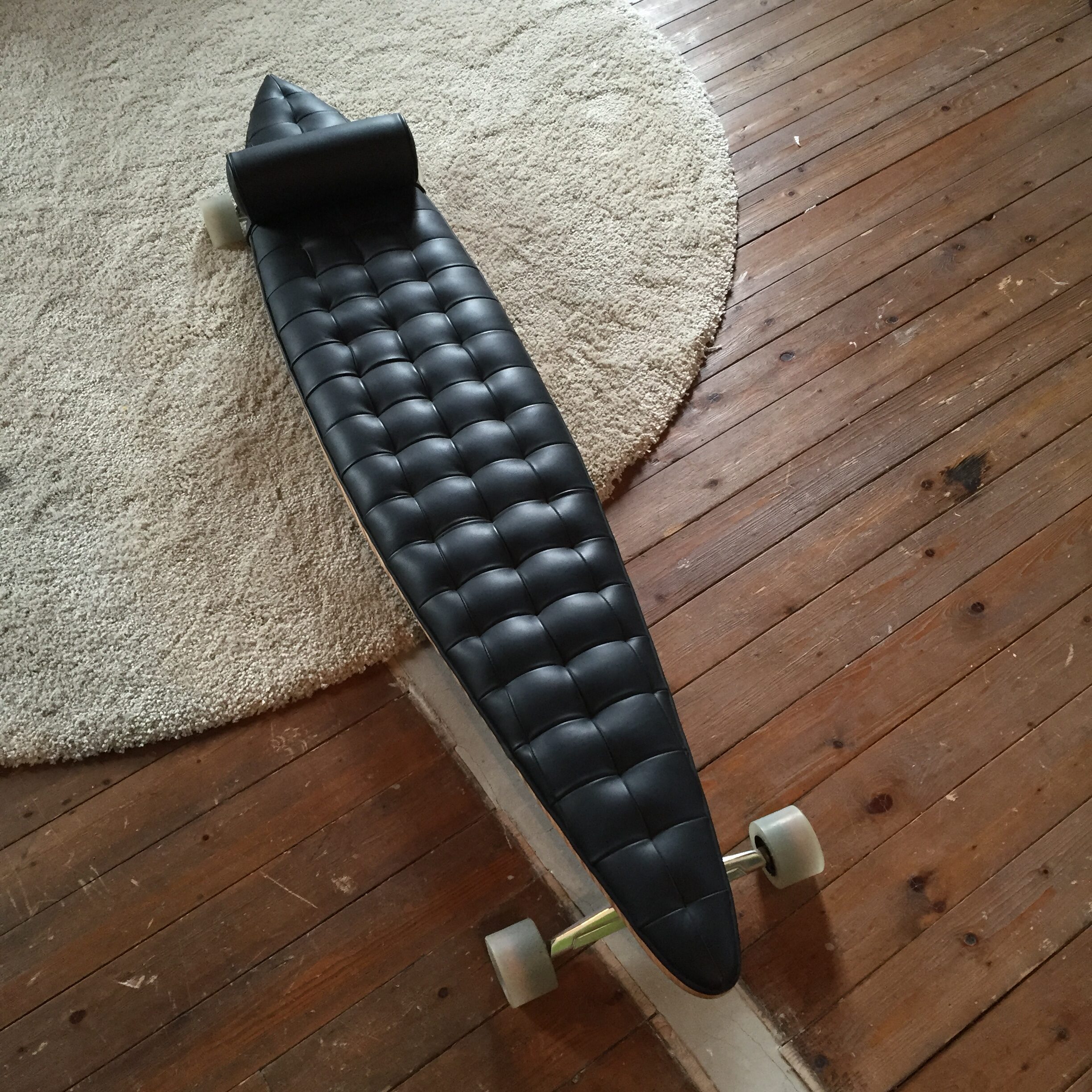 skate noir